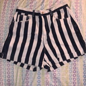 American Apparel high-rise shorts!